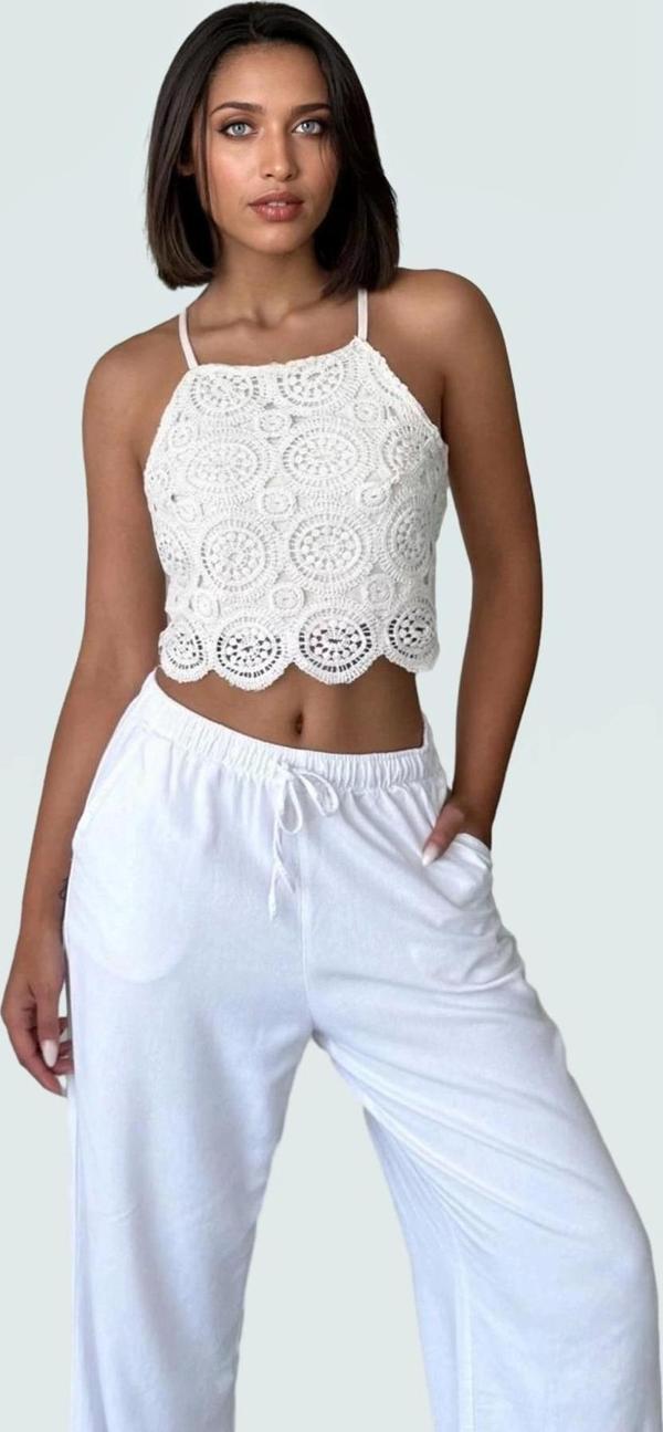 Yazlık Kroşe Detaylı Pamuklu Crop Bluz Rahat Günlük Stil Konforlu Kesim Dayanıklı Malzeme - Image 1
