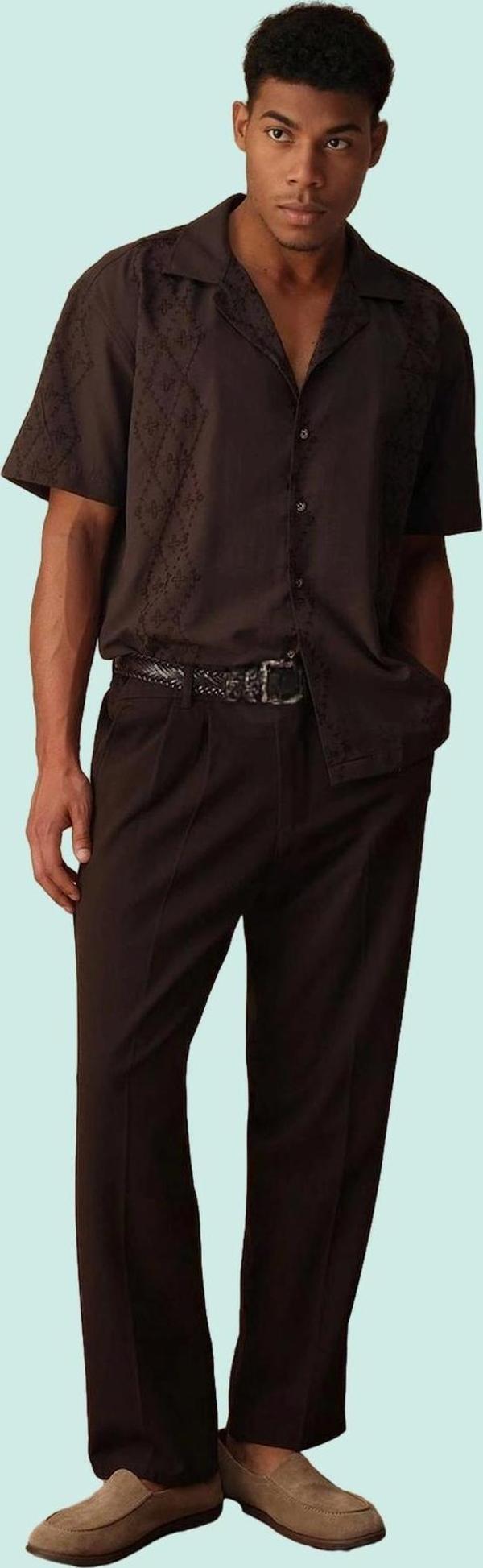 Erkek Kısa Kollu Apaş Yaka Nakışlı Gömlek Pamuklu Günlük Kullanım Yaz Aylarının Vazgeçilmezi - Image 1