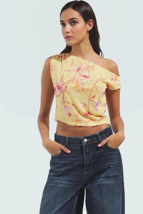 Fitted Kalıp 100 Polyester Bluz Asimetrik Yaka Kısa Kol Yazlık Özenle Seçilmiş Uzun Ömürlü - Image 1
