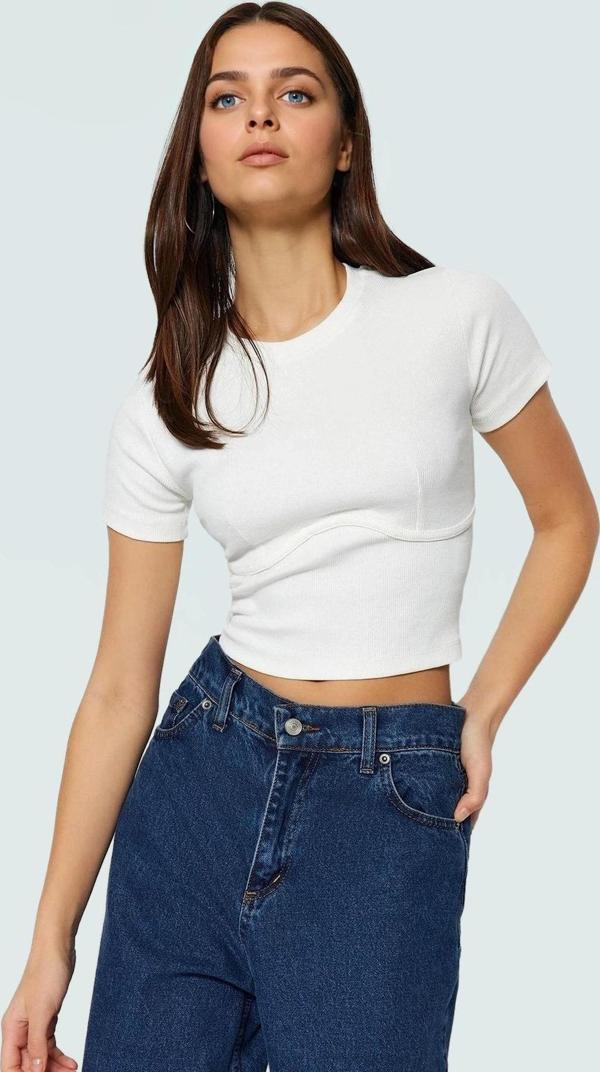 Rahat Pamuklu Kaşkorse Crop Bluz Bisiklet Yaka Kısa Kol Yazlık Ve Şık - Image 1