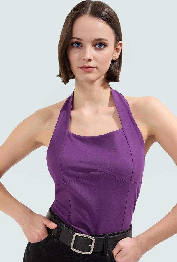 Kolsuz Örme Bluz Boyundan Bağlamalı Fitted Kalıp Trend Tasarım Rahat Ve Şık - Image 1