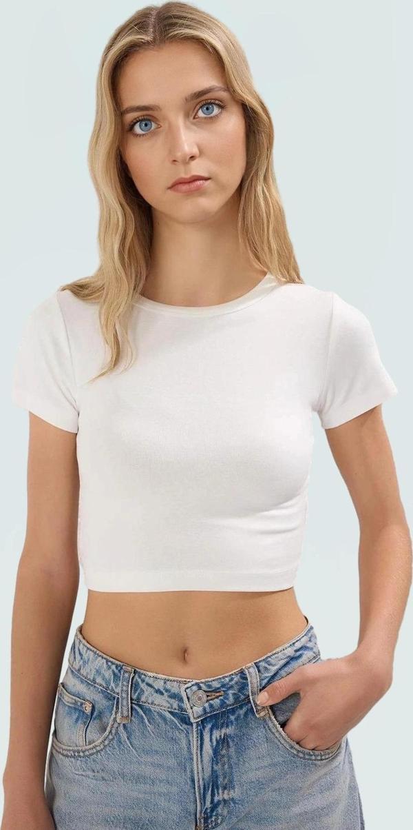 2li Paket Viskoz Crop Bluz Fitted Kalıp Bisiklet Yaka Rahat Günlük Stil Modern - Image 1