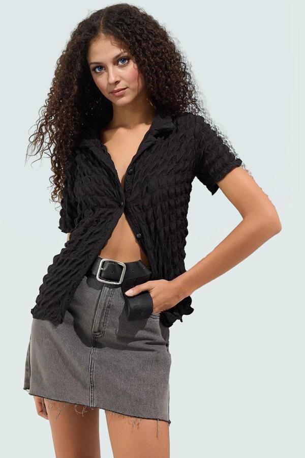 Rahat ve Şık Gofre Örme Bluz Günlük Kombinleriniz İçin Modern Stil Trend Tasarım - Image 1