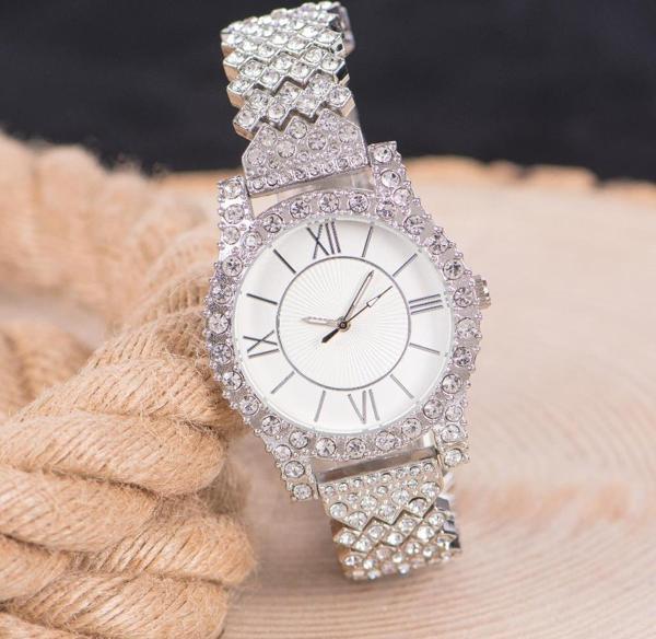 Pinkoli Trend Gümüş Renk Çelik Kordonlu Zirkon Taş Kaplama Lüx Kadın Kol Saati ST-303997 - Image 1