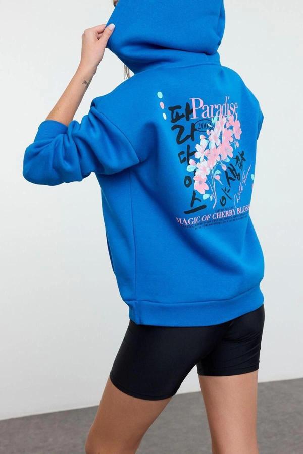 Tarz Bol Kapüşonlu Düşük Kol Uzun Ön Arka Baskılı Geniş Kalıp Örme Sweatshirt - Image 1