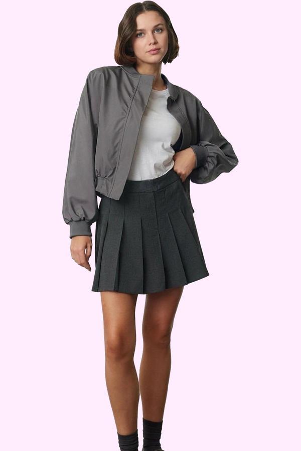Kadın Dokuma Mini Etek Kemerli Pile Detaylı Casual Stil Günlük Kullanım Yaz Aylarının Vazgeçilmezi - Image 1