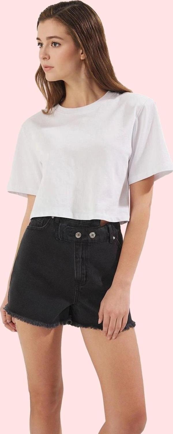 Kadın Care Koleksiyonu Yırtıklı Denim Şort Pamuk Yaz Ayları İçin Günlük Kullanım Hafta Sonu - Image 1