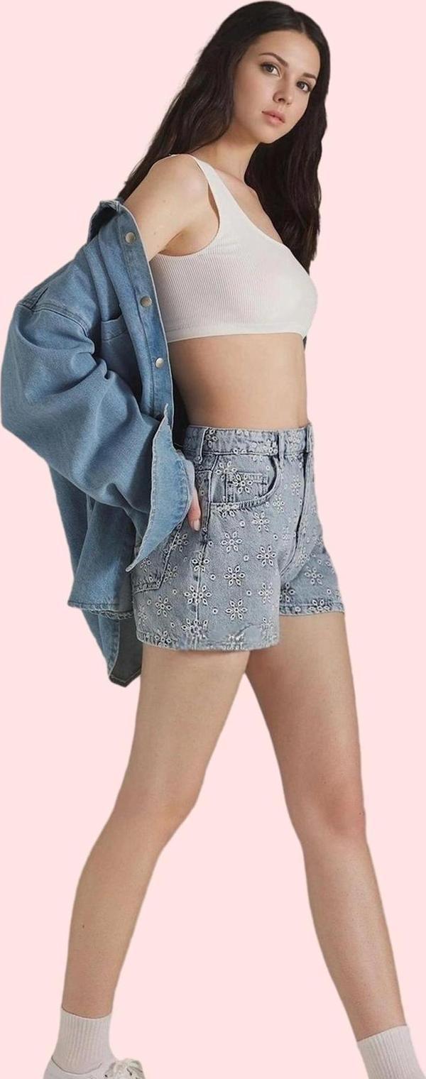 Kadın Yüksek Bel Mom Fit Denim Şort Pamuk Günlük Stil Hafta Sonu Yaz Aylarının Vazgeçilmezi - Image 1