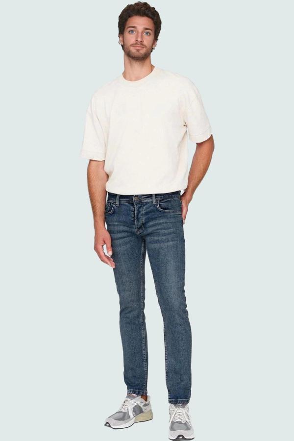 Erkek Denim Skinny Fit Kot Pantolon Pamuk Esnek Kumaş Günlük Şıklık Yaz Aylarının Vazgeçilmezi - Image 1