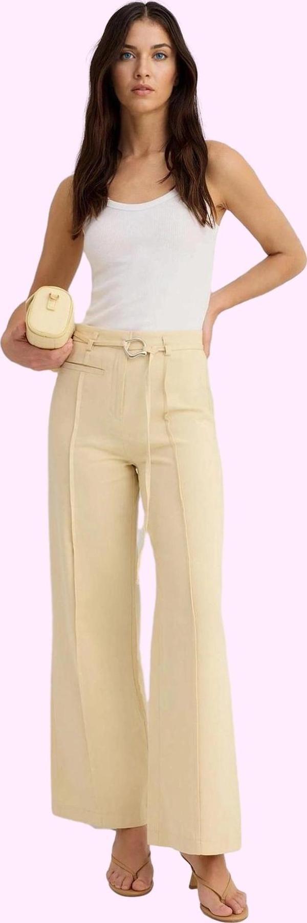 Kadın Pamuklu Geniş Paça Pantolon Yazlık Rahat Kumaşlı Casual Günlük Kullanım Modern Tasarım - Image 1