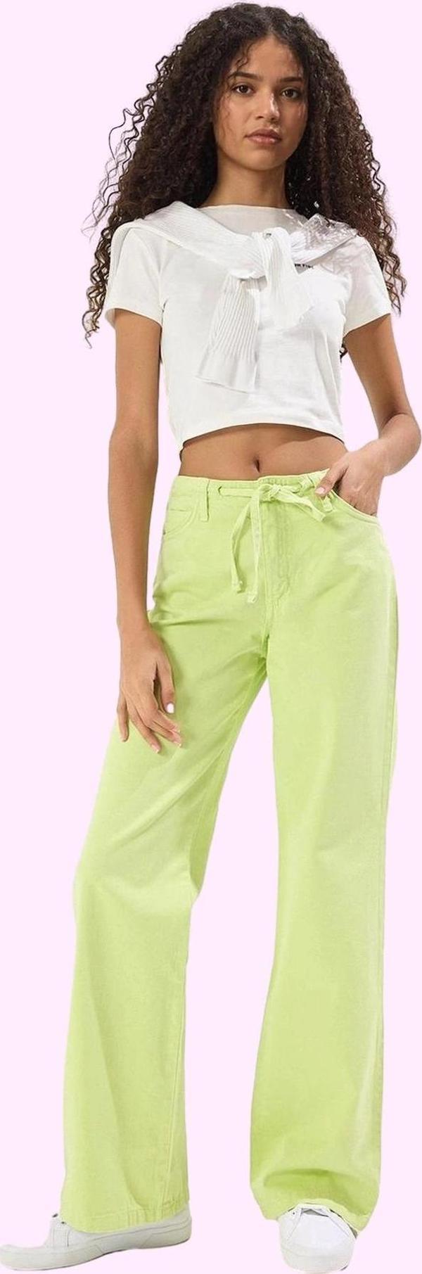 Kadın Pamuk Denim Pantolon Normal Bel Geniş Paça Rahat Günlük Stil Yaz Aylarının Vazgeçilmezi - Image 1
