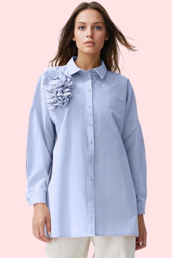 Kadın Poplin Kumaş Gömlek Aplike Detay Casual Stil Günlük Kullanım Yaz Aylarının Vazgeçilmezi - Image 1