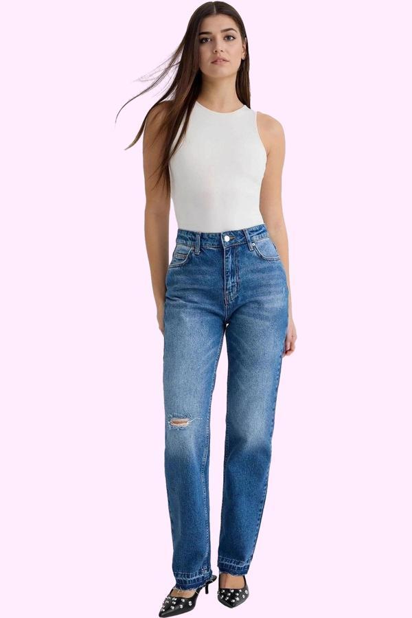 Kadın Denim Yüksek Bel Yırtık Detaylı Straight Jean Günlük Hafta Sonu Yaz Aylarının Vazgeçilmezi - Image 1