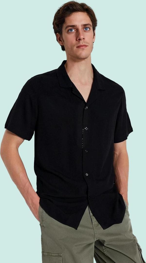 Erkek Viskoz Dokuma Kumaş Basic Siluet Kısa Kollu Gömlek Rahat Günlük Stil Kaliteli Malzeme - Image 1