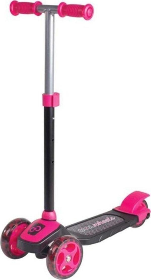 Furkan Pembe Karatoys Silikon Işıklı Metal Aksamlı Frenli Scooter - Image 1