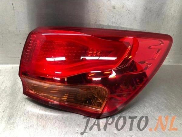 Stop Lambası Dış Sağ Sarı - Kırmızı - P21/5W/P21W Kore Ceed Sw Benzin-Dizel 2012- (Oem No: 92402A23 - Image 1
