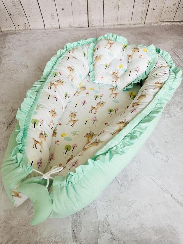 Baby Nest Geyik Fırfırlı Ortopedik Çift Taraflı Bebek Yatağı Anne Yanı Bebek Yatağı - Image 1