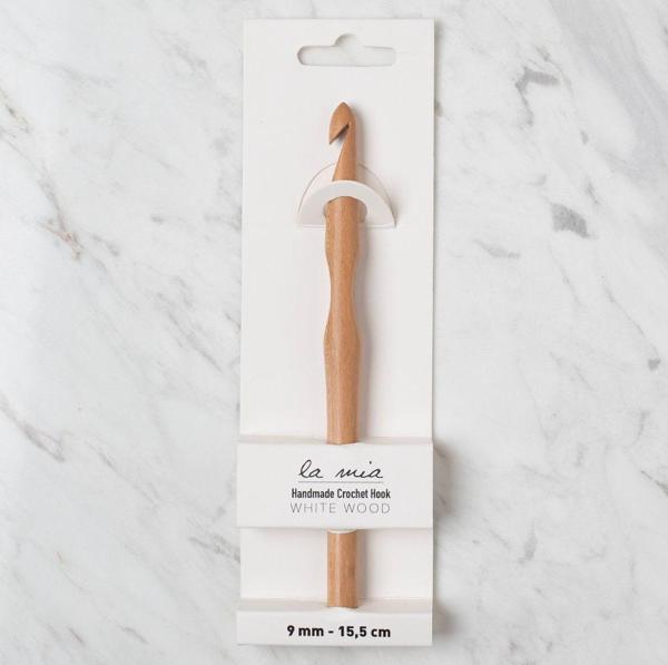 La Mia Whitewood 9 mm 15.5 cm Ahşap Yün Tığ - Image 1