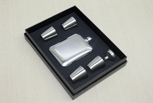 4 Shot Bardaklı Matara Seti Alk3907 - Image 1