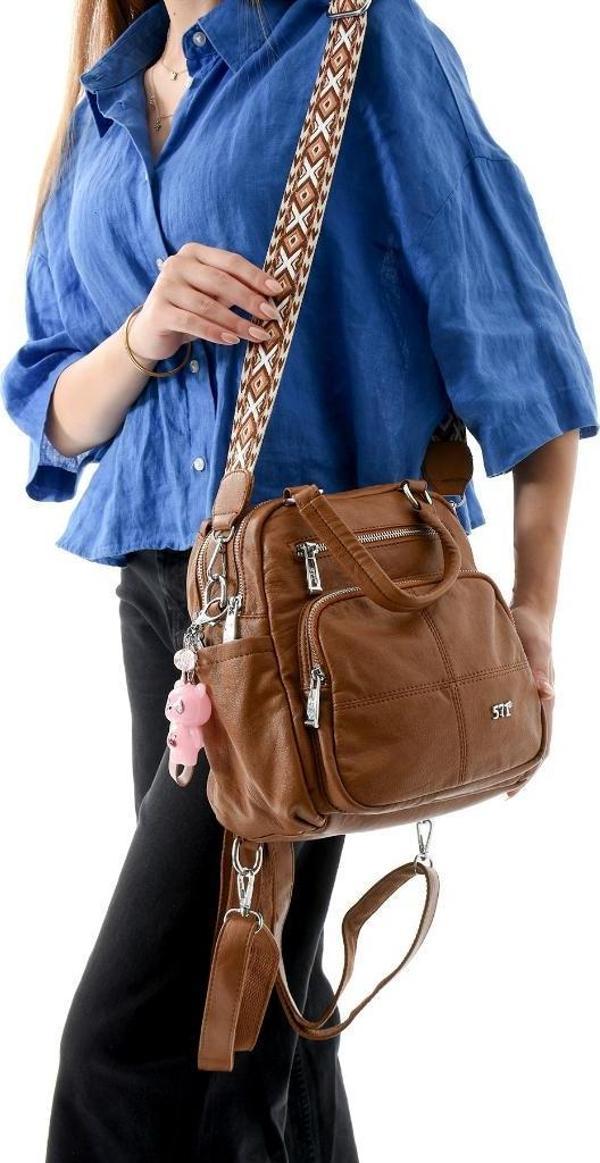 Y.S.Deri Kadın Sırt Çantası 25*23 Cm Vegan Deri İster Sırt İster Omuz Işıklı Charm Çapraz Çanta - Image 1