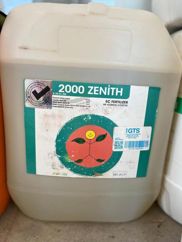 2000 Tarım 2000 Zenith 5-30-0 Çiçeklendirici Np İçerikli Sıvı Gübre 20 Litre - Image 1