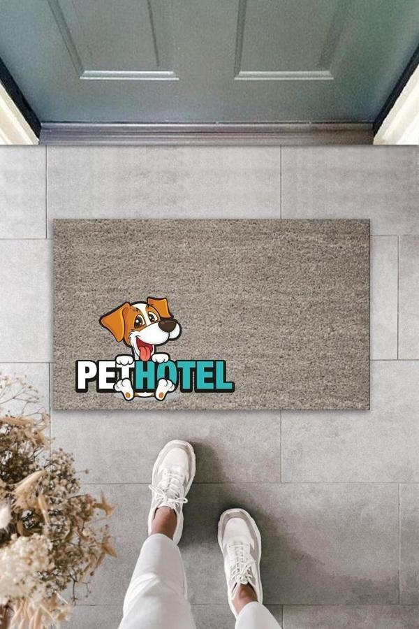 Dijital Baskı Gri Köpekli Pet Hotel Dekoratif Kapı Paspası K-2027 - Image 1