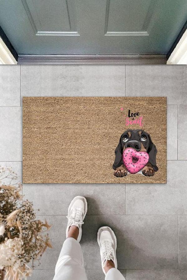 Dijital Baskı Kahverengi Love Sweet Pembe Uzun Kulaklı Köpek Dekoratif Kapı Paspası K-2056 - Image 1