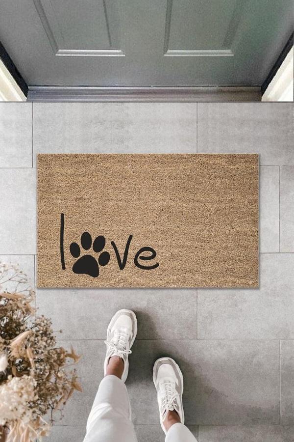 Dijital Baskı Kahverengi Siyah Patili Love Dekoratif Kapı Paspası K-2009 - Image 1