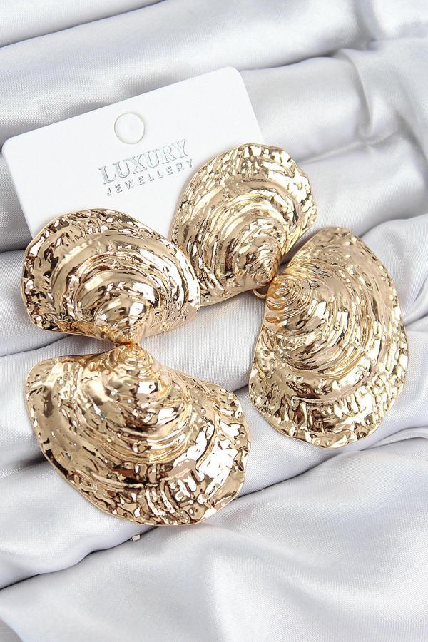 Pirinç Sallantılı Deniz Kabuğu Model Gold Renk Kadın Küpe - Image 1