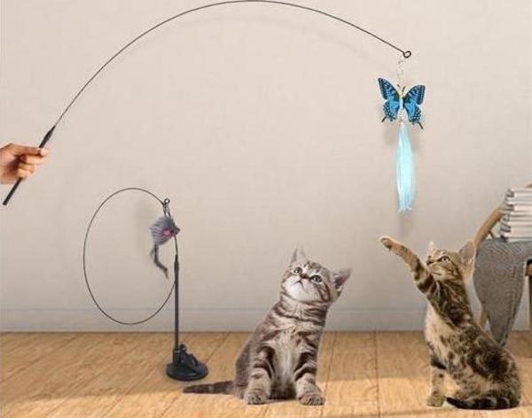 Vantuzlu Tüylü Zilli Olta Kedi Oyuncağı 2 Oltalı - Image 1