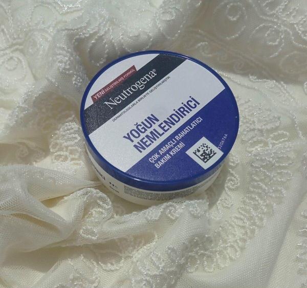 Neutrogena Yeni Geliştirilmiş Formül Yoğun Nemlendirici Çok Amaçlı Rahatlatıcı Bakım Kremi - Image 1