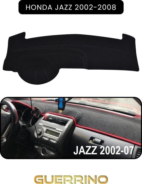 Ett Honda Jazz 2002-2008Torpido Koruma Halısı Siyah Kenar  - Image 1