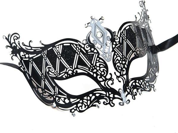 Kristal Gümüş Taşlı Siyah Lazer Kesim Metal Lüks Maske - Image 1