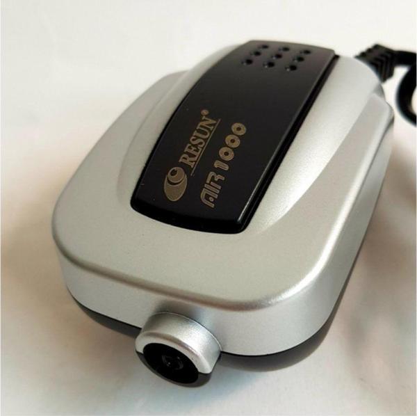 Resun Air 1000 Tek Çıkışlı Akvaryum Hava Motoru 1,2 L/Dk Hediyeli - Image 1