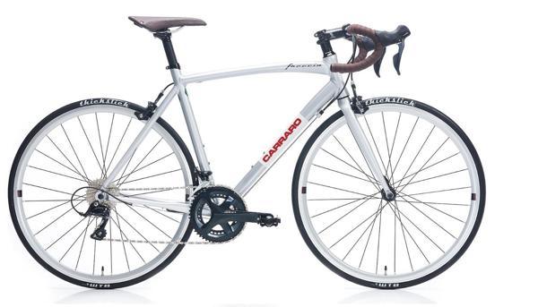 Carraro Freccia Retro Yol Yarış Bisikleti 56 Kadro 28 Jant 18 Vites V Fren Gümüş Beyaz Kırmızı - Image 1