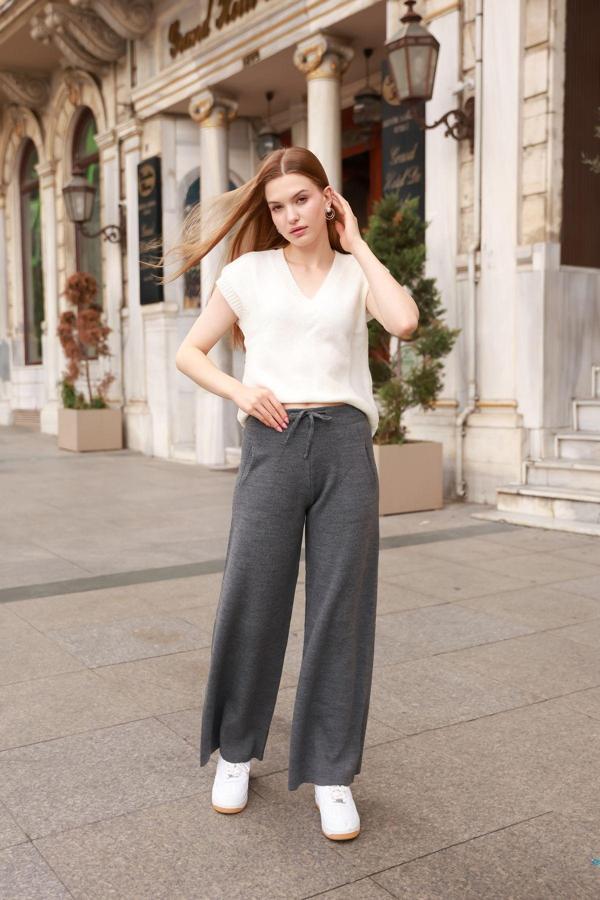 Winter Club Kadın Çift Cepli Normal Kalıp Triko Pantolon - Image 1