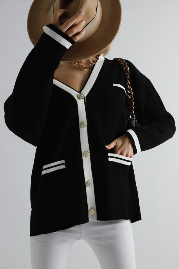 Winter Club Siyah Gold Düğmeli Şerit Detaylı Oversize Triko Hırka - Image 1
