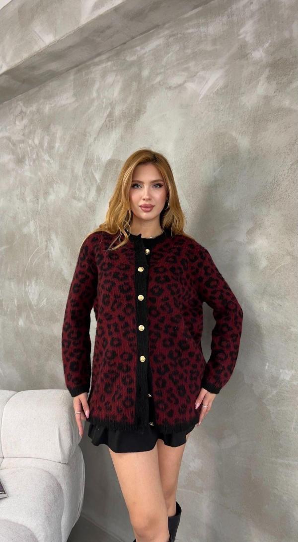 Winter Club Kadın Bordo Leopar Desenli Şardonlu Hırka - Image 1