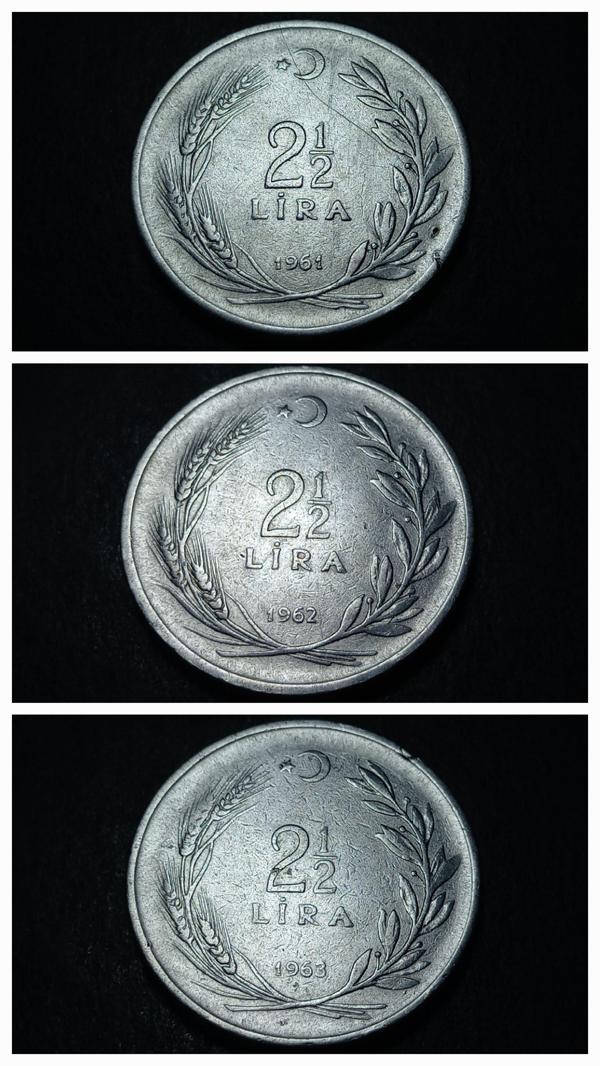 Escoines 3996368992b64e80eb 1961, 1962, 1963 2,5 lira Acmonital52 para - Image 1