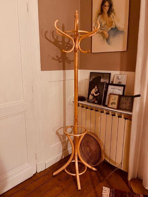 Hawthorne 6'lı Ahşap Tonet Askılık - Image 1