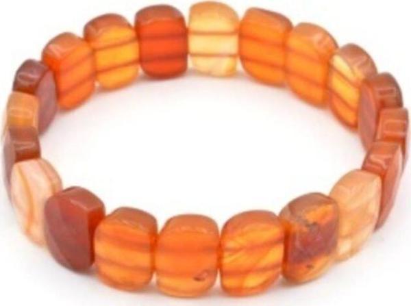Doğal Çizgili Kırmızı Akik Bileklik 1.kalite 001 - Image 1
