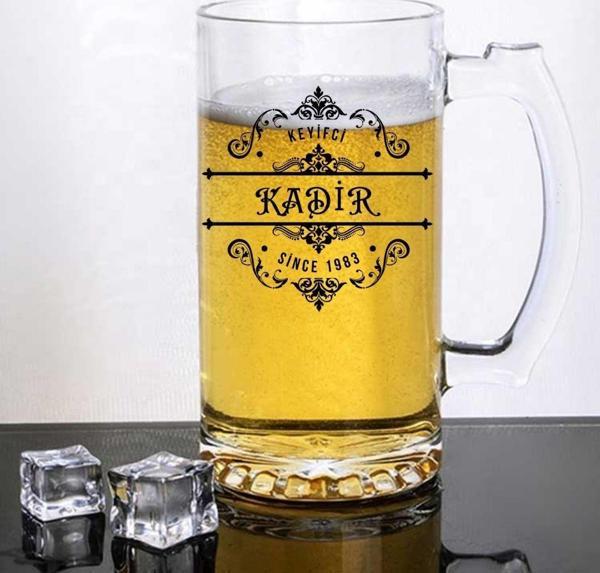 Kişiye Özel İsim ve Yıl Baskılı Cam Bira Bardağı – Hediyelik Tasarım - Image 1