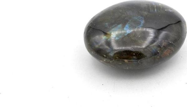 Hakiki Sabun Şeklinde Doğal Labradorit Taşı Kaya Parçası 107 Gram - Image 1