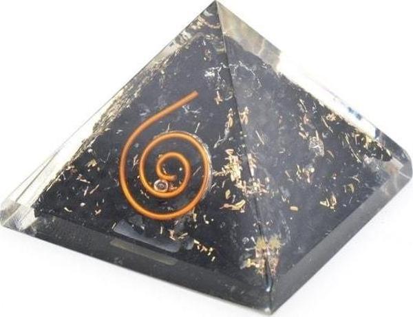 Hakiki Doğal Şungit Taşı Orgonit Piramit 30 Gram - Image 1