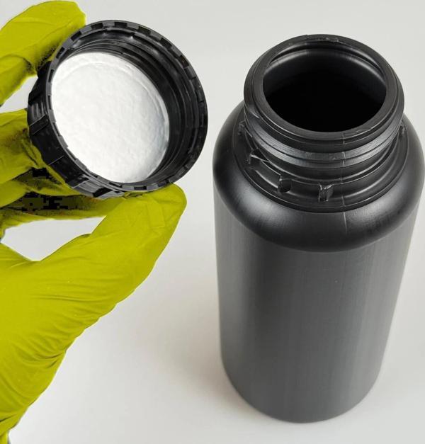 BIODAKS Plastik Yuvarlak Şişe 500 ml Siyah - Kapaklı 10 Adet - Image 1