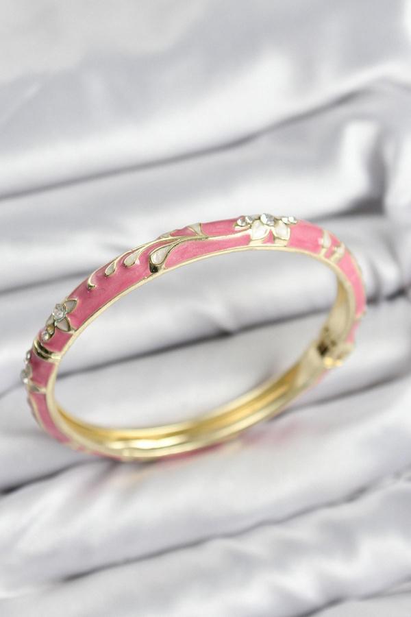 Mineli Pirinç Zirkon Taşlı Pembe Çiçek Motifli Gold Kadın Kelepçe - Image 1