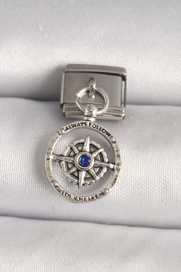 316L Çelik Gümüş Renk Mavi Taş Detaylı Pusula Model Nomination Charm - Image 1