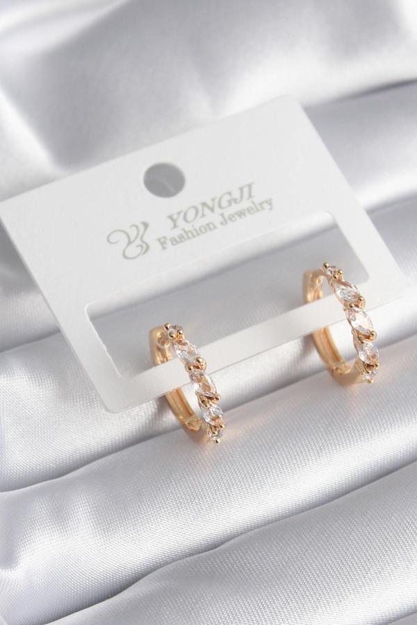 Pirinç Gold Renk Arpa Zirkon Taşlı Halka Model Kadın Küpe - Image 1