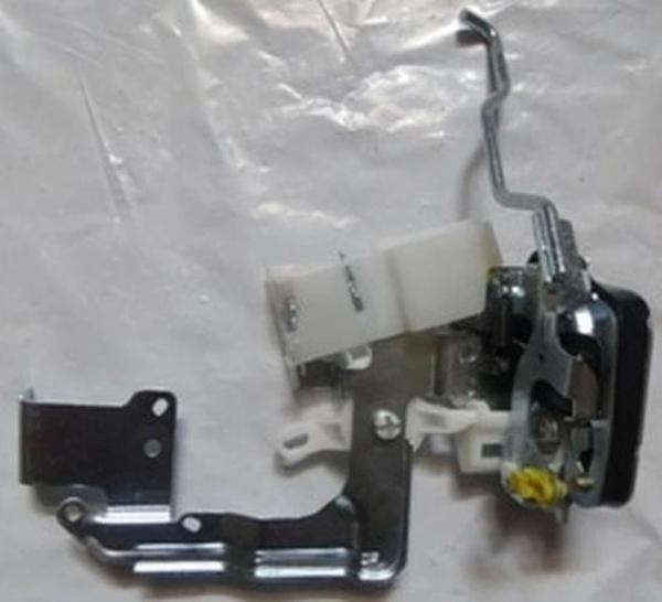 2006-2012 Mitsubishi Canter Fuso Ön Kapı Kilidi Sol (Fe711-839-859E-859G) (Hushan) (Adet) (Oem No:Mk - Image 1