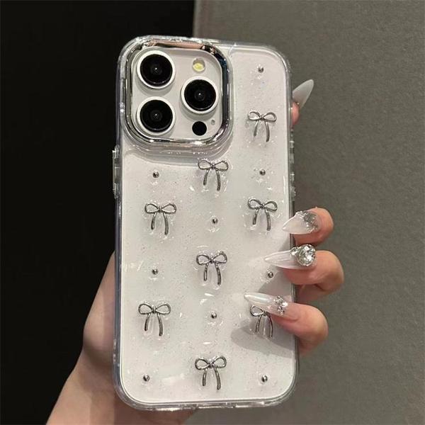 iPhone 15 Pro Max Uyumlu Kamera Korumalı Fiyonk Desenli Şeffaf Silikon Kapak - Image 1